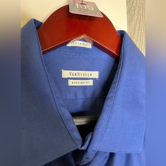 109. Van Heusen Regular Fit Lux Sateen Button Down Dress Shirt 18 neck - Picture 3 of 5